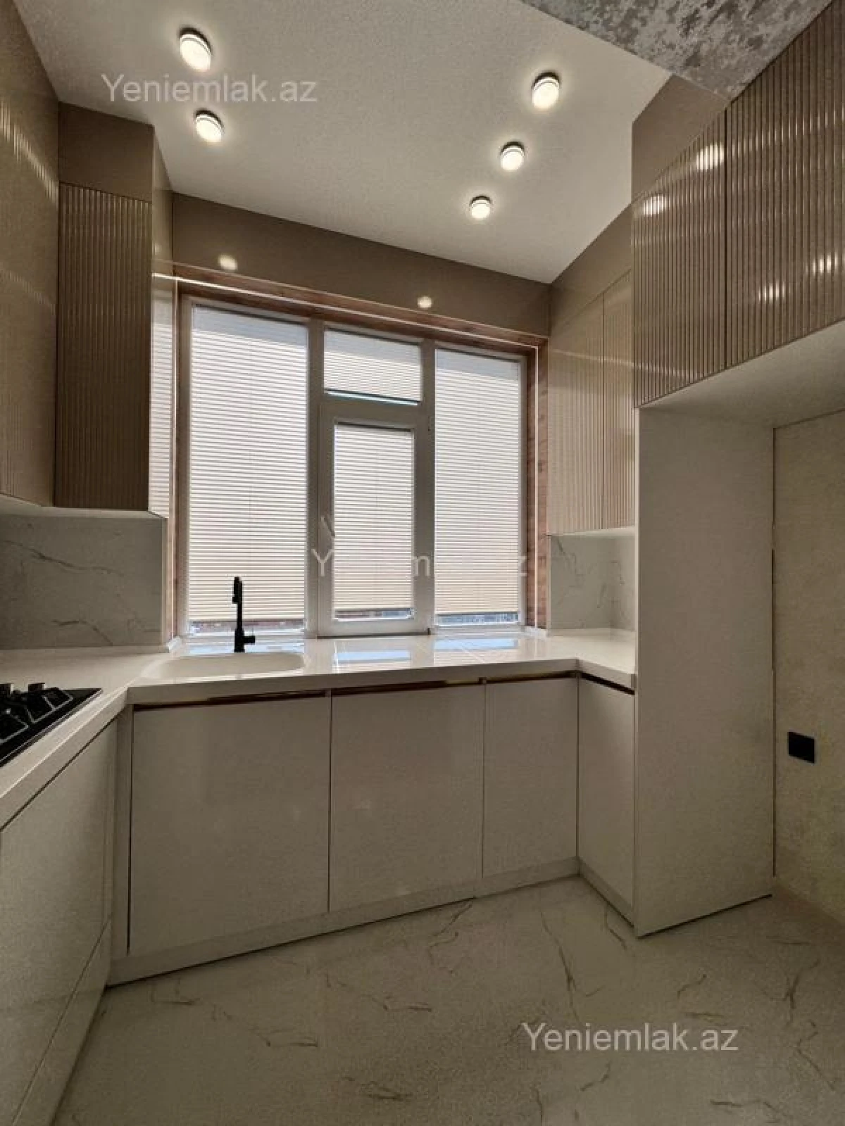 Satılır 2 otaqlı yeni tikili 55 m²