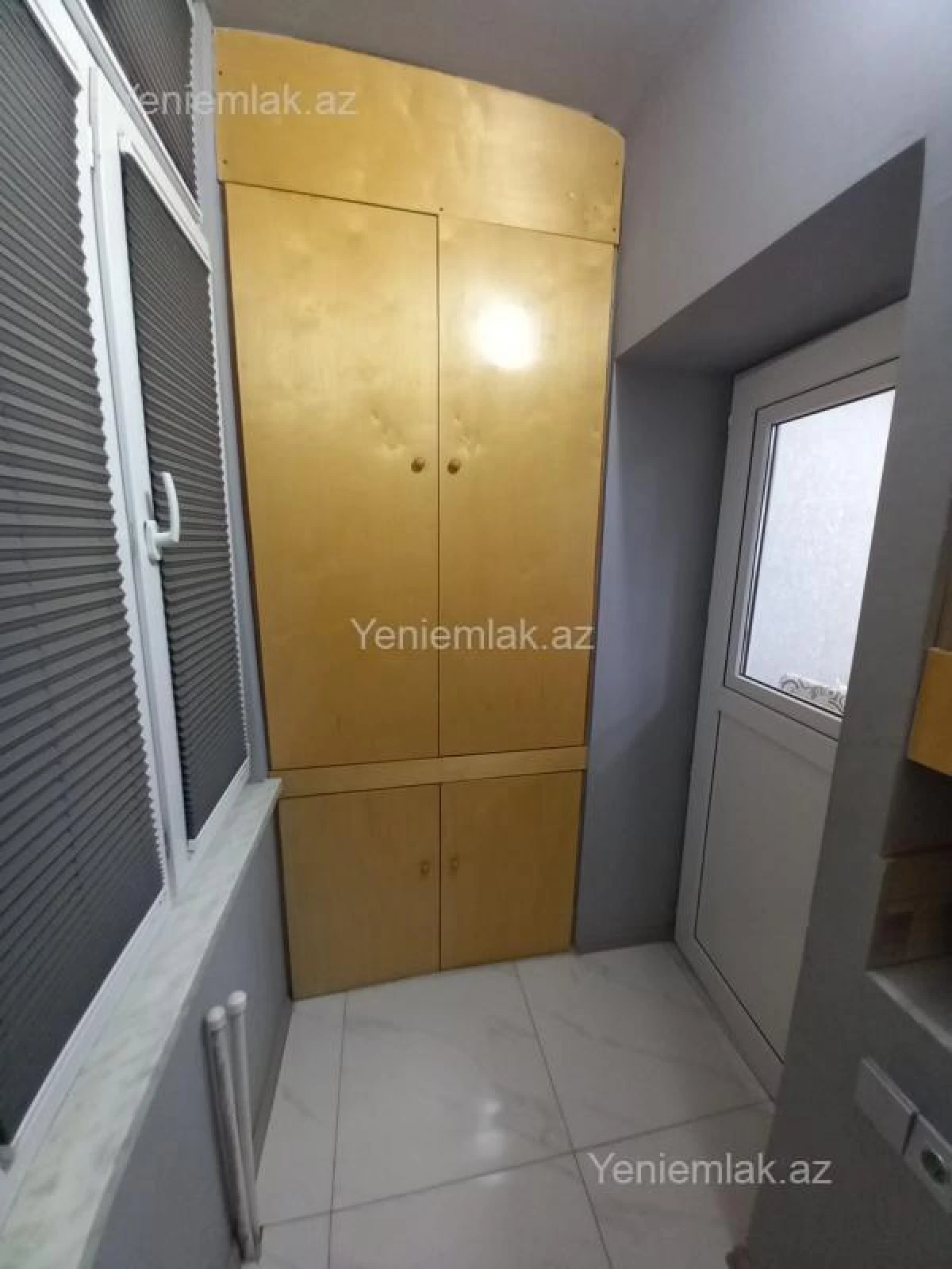 Kirayə verilir 4 otaqlı köhnə tikili 112 m²