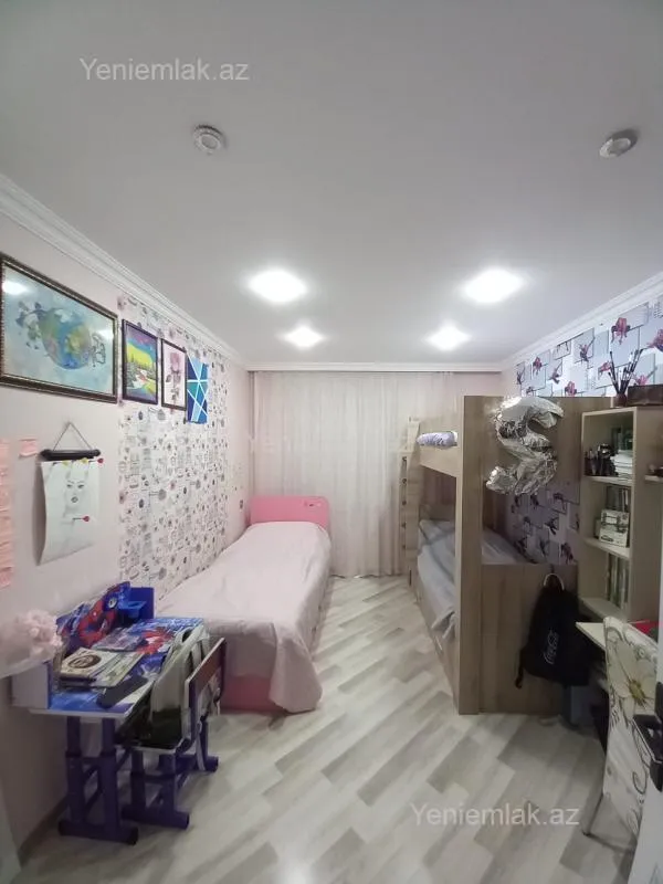 Kirayə verilir 4 otaqlı köhnə tikili 112 m²