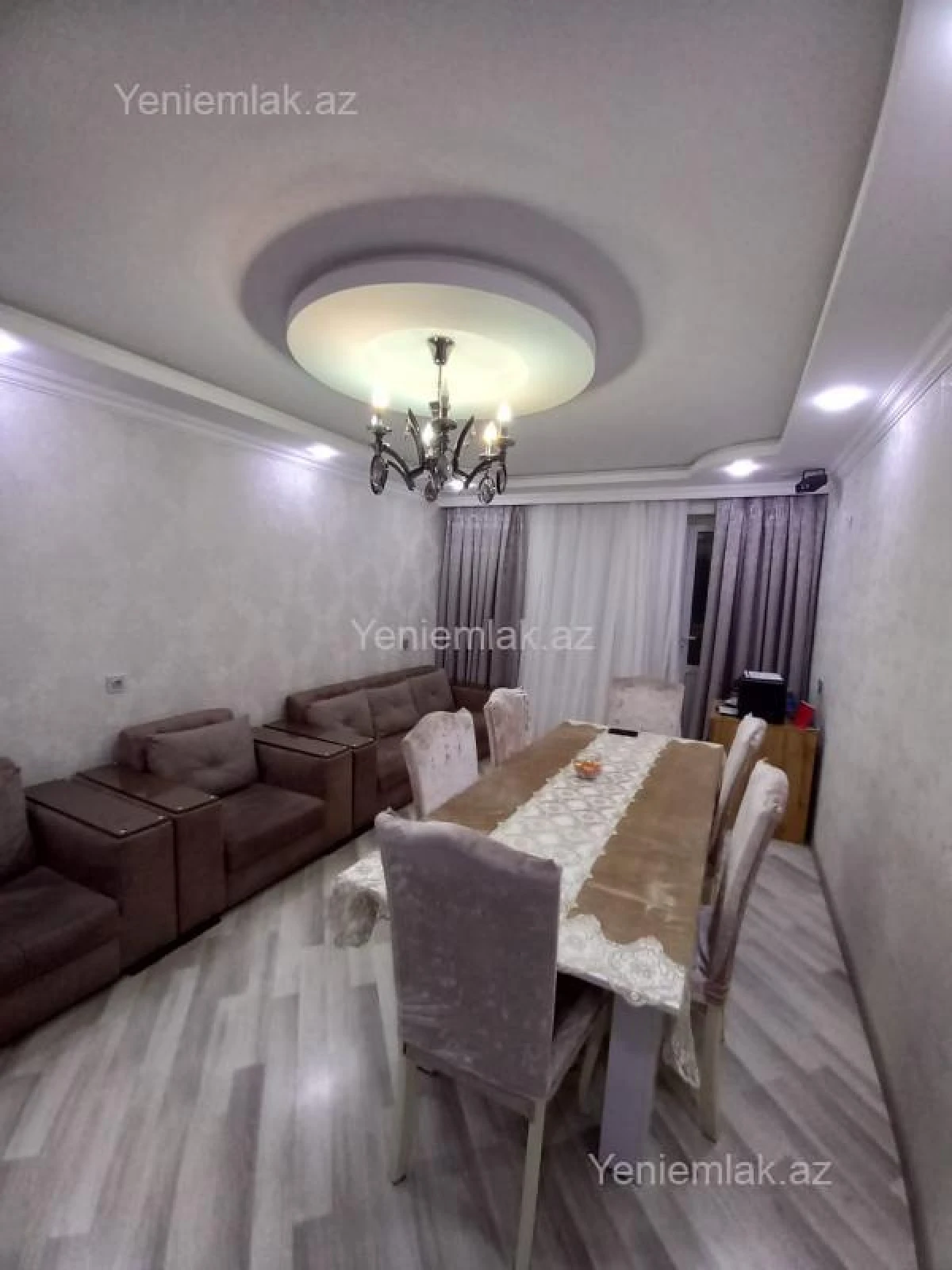 Kirayə verilir 4 otaqlı köhnə tikili 112 m²