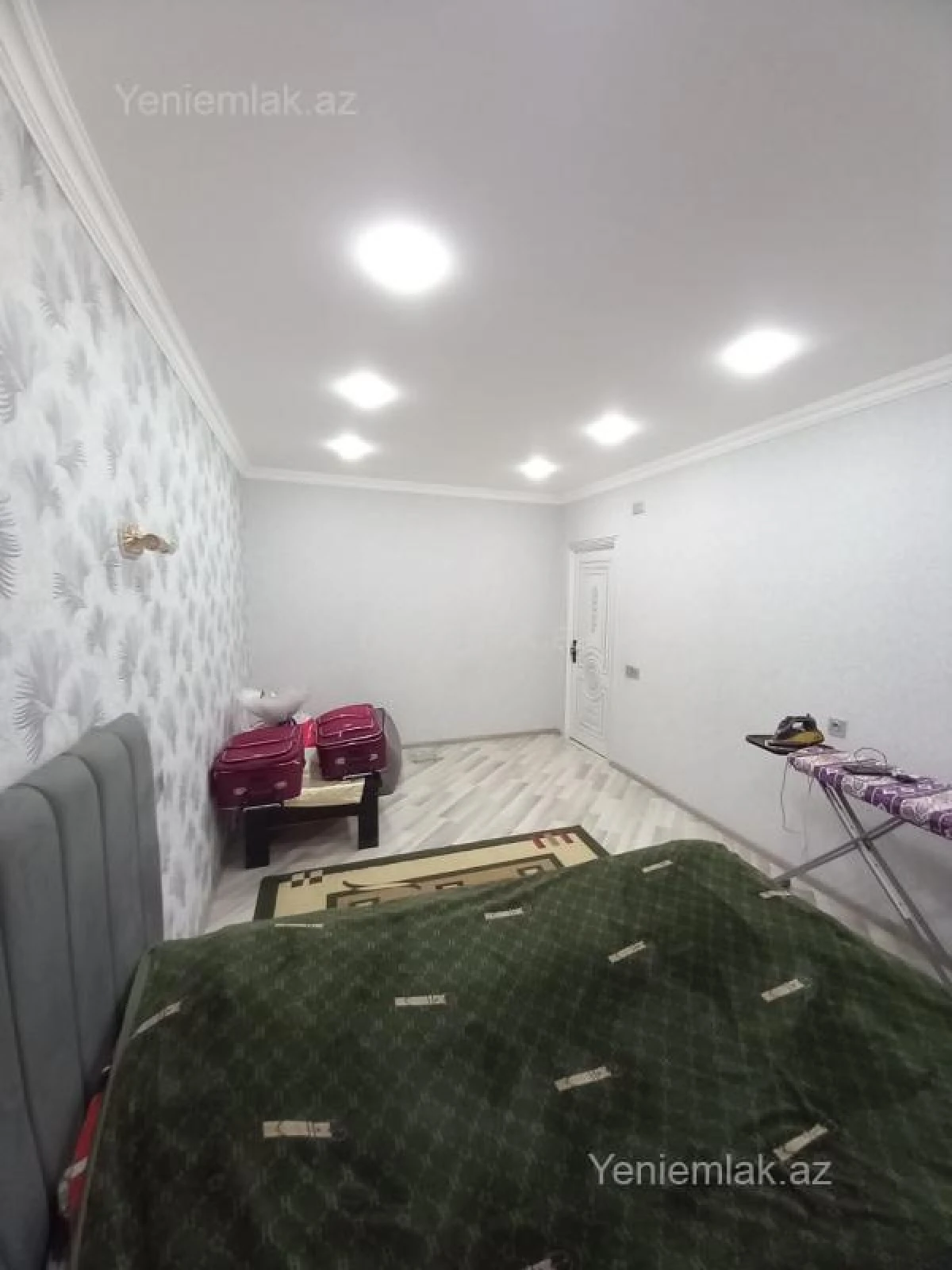 Kirayə verilir 4 otaqlı köhnə tikili 112 m²