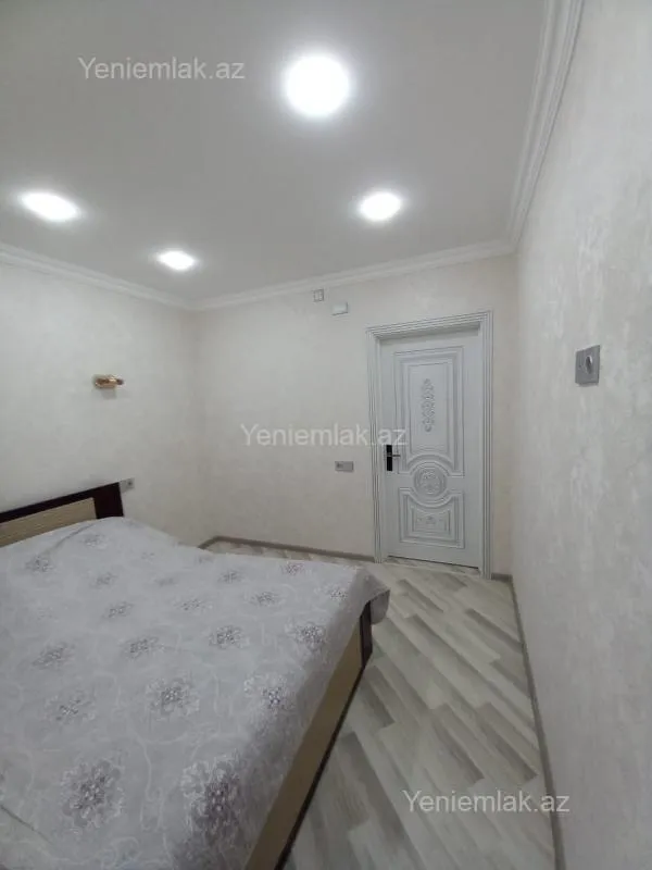 Kirayə verilir 4 otaqlı köhnə tikili 112 m²