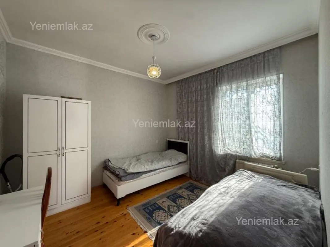 Satılır 3 otaqlı həyət evi 100 m²