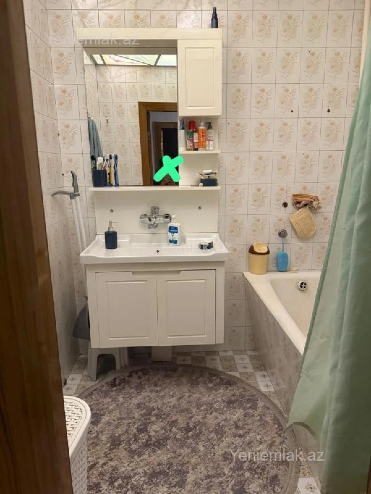 Satılır 3 otaqlı köhnə tikili 90 m²