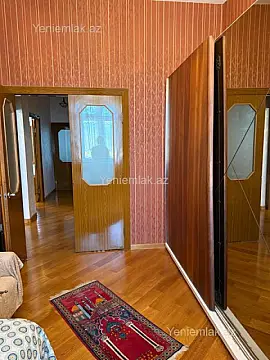 Satılır 3 otaqlı köhnə tikili 90 m²