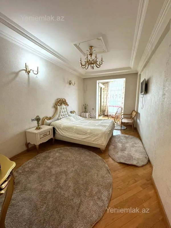 Satılır 4 otaqlı yeni tikili 185 m²