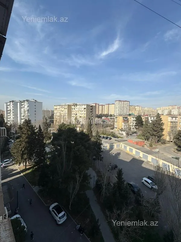 Satılır 3 otaqlı köhnə tikili 80 m²
