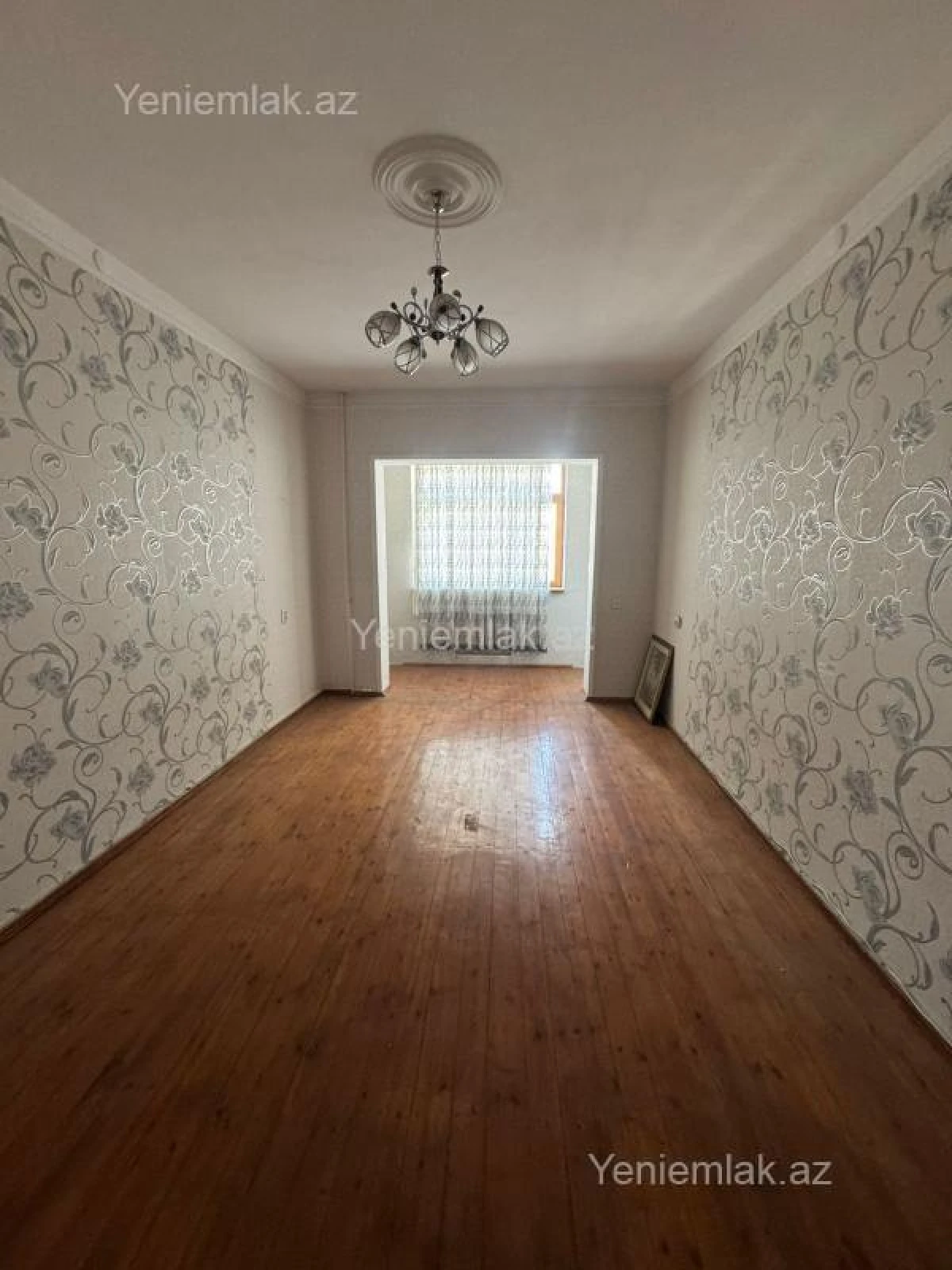 Satılır 3 otaqlı köhnə tikili 80 m²