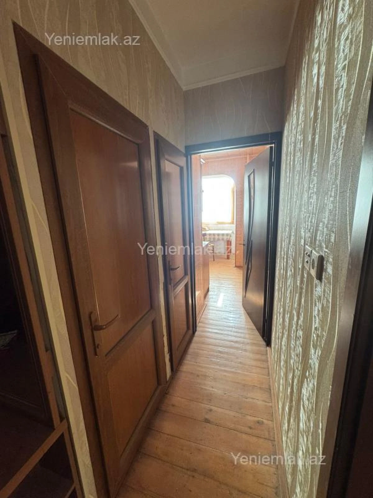 Satılır 3 otaqlı köhnə tikili 80 m²