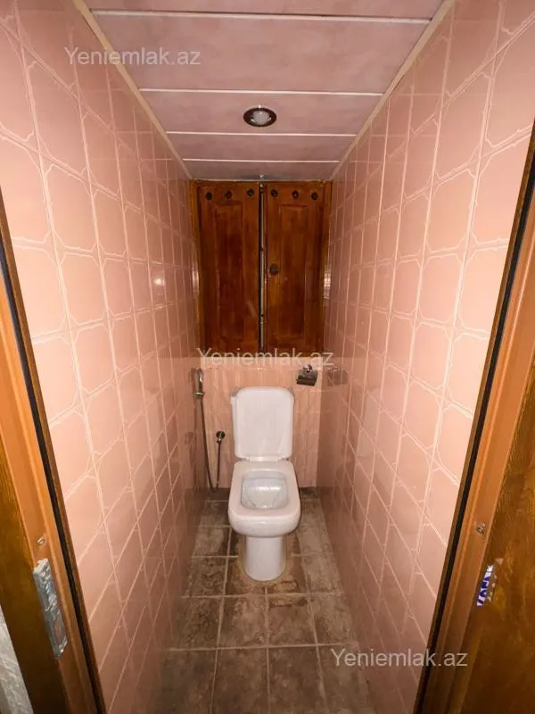 Satılır 3 otaqlı köhnə tikili 80 m²