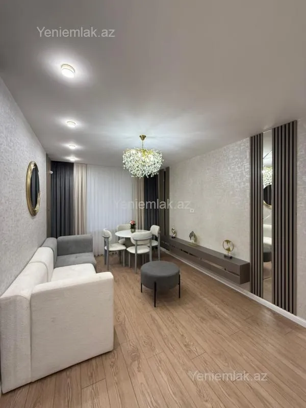 Satılır 2 otaqlı köhnə tikili 55 m²