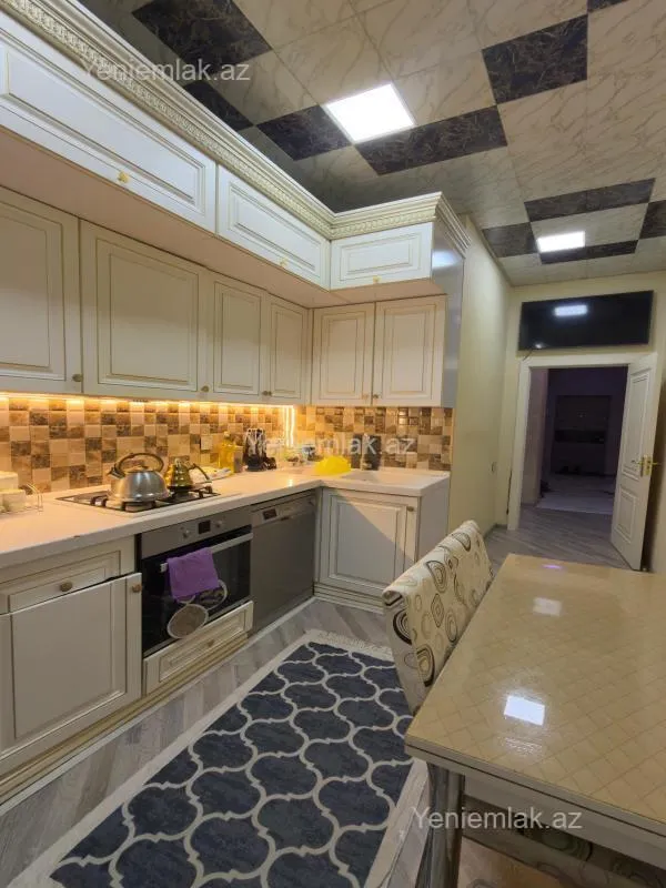 Satılır 3 otaqlı yeni tikili 85 m²