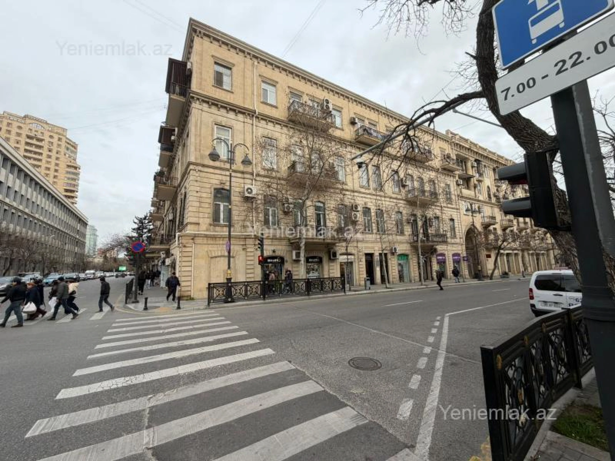 Satılır 2 otaqlı köhnə tikili 70 m²