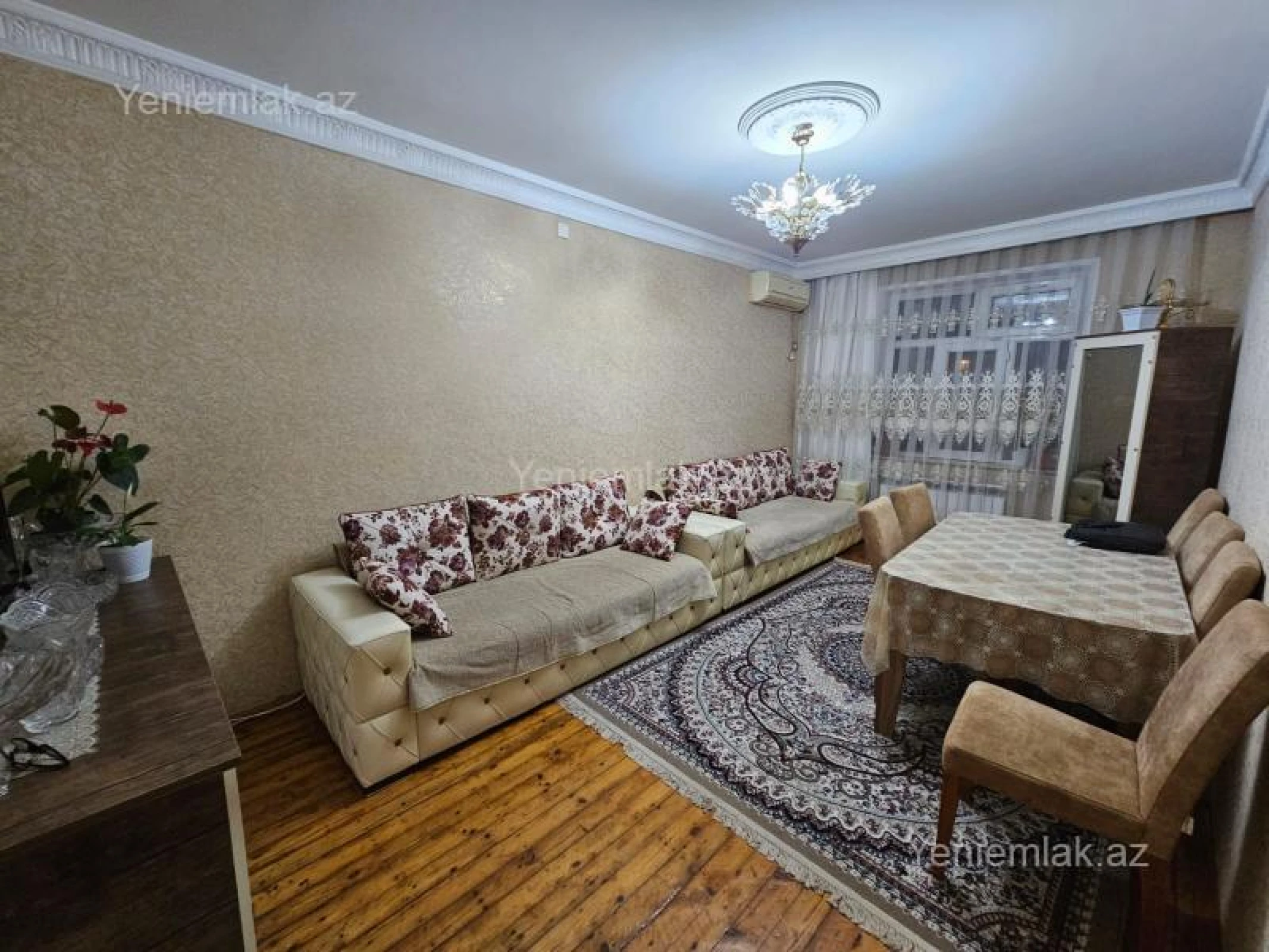 Satılır 2 otaqlı köhnə tikili 65 m²