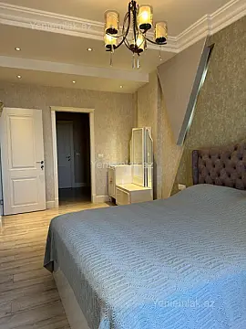 Satılır 5 otaqlı yeni tikili 165 m²