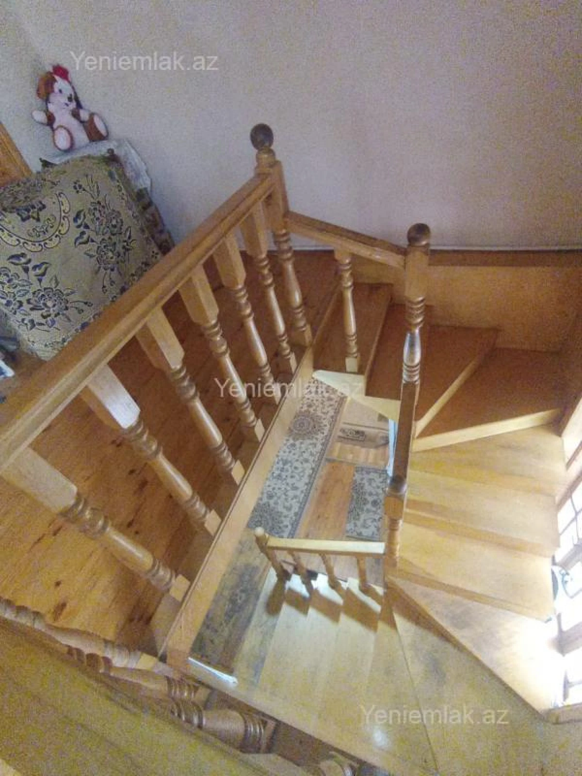 Satılır 6 otaqlı həyət evi 192 m²