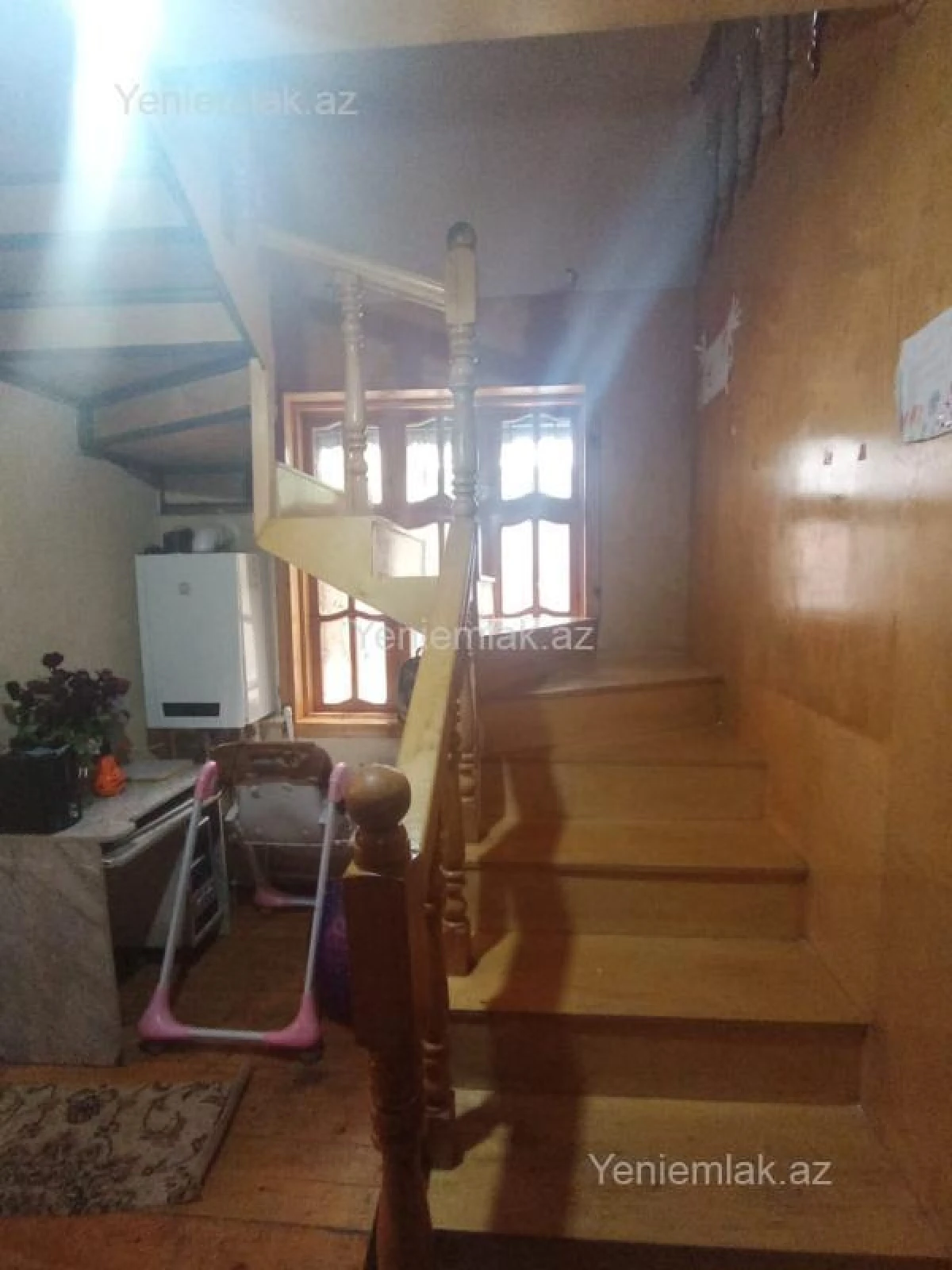 Satılır 6 otaqlı həyət evi 192 m²