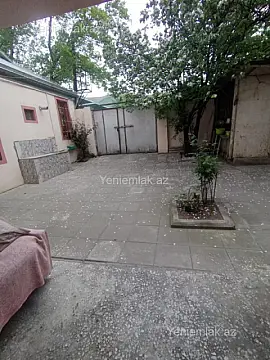 Satılır 6 otaqlı həyət evi 192 m²