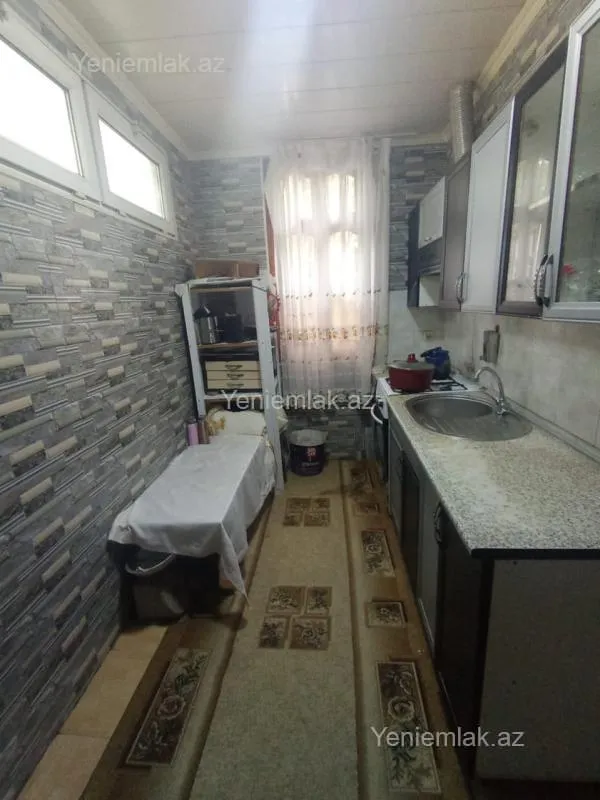 Satılır 6 otaqlı həyət evi 192 m²