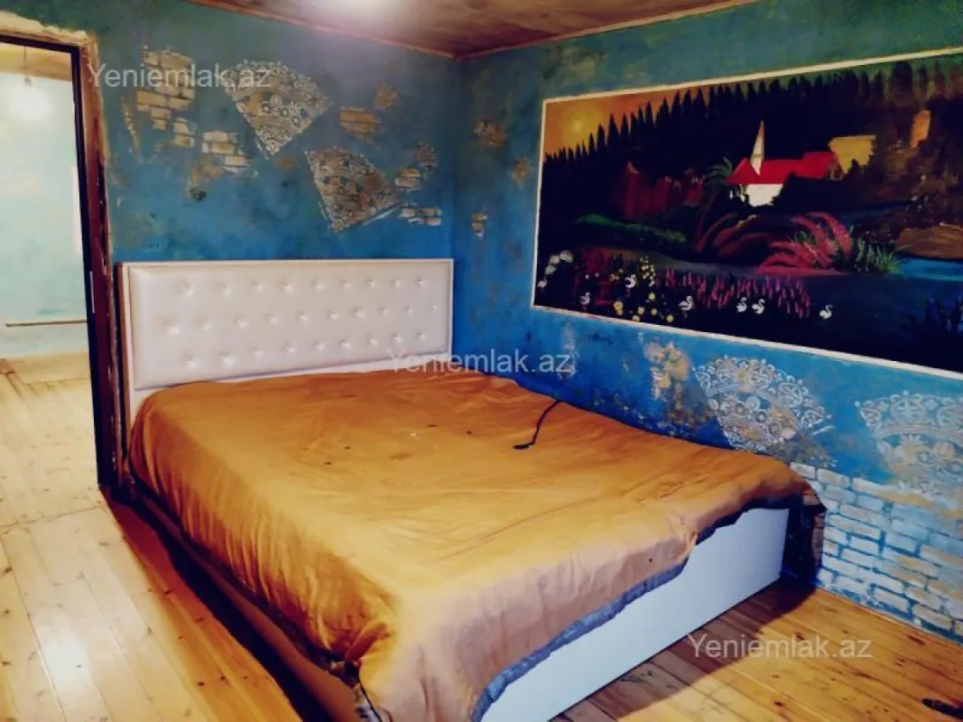 Satılır 3 otaqlı həyət evi 28 m²