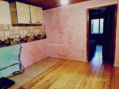 Satılır 3 otaqlı həyət evi 28 m²