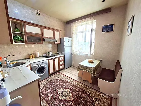 Satılır 3 otaqlı köhnə tikili 74 m²