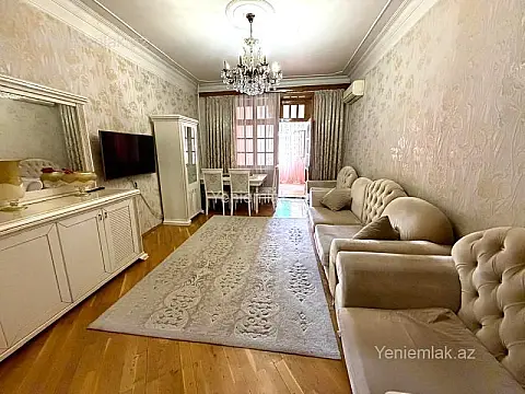 Satılır 3 otaqlı köhnə tikili 74 m²
