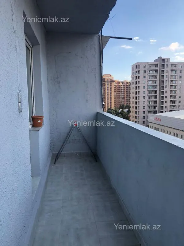 Satılır 3 otaqlı köhnə tikili 86 m²