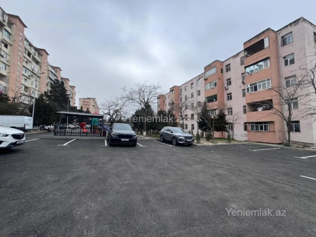 Satılır 2 otaqlı yeni tikili 50 m²