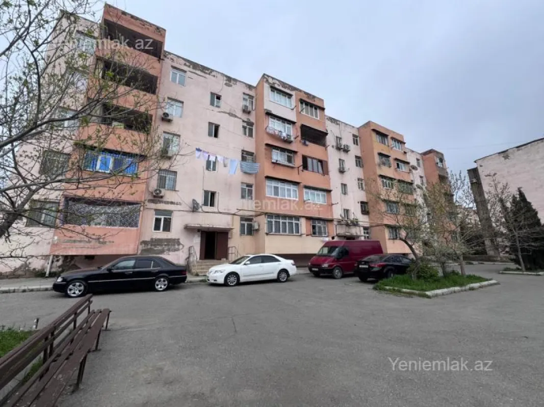 Satılır 2 otaqlı yeni tikili 50 m²