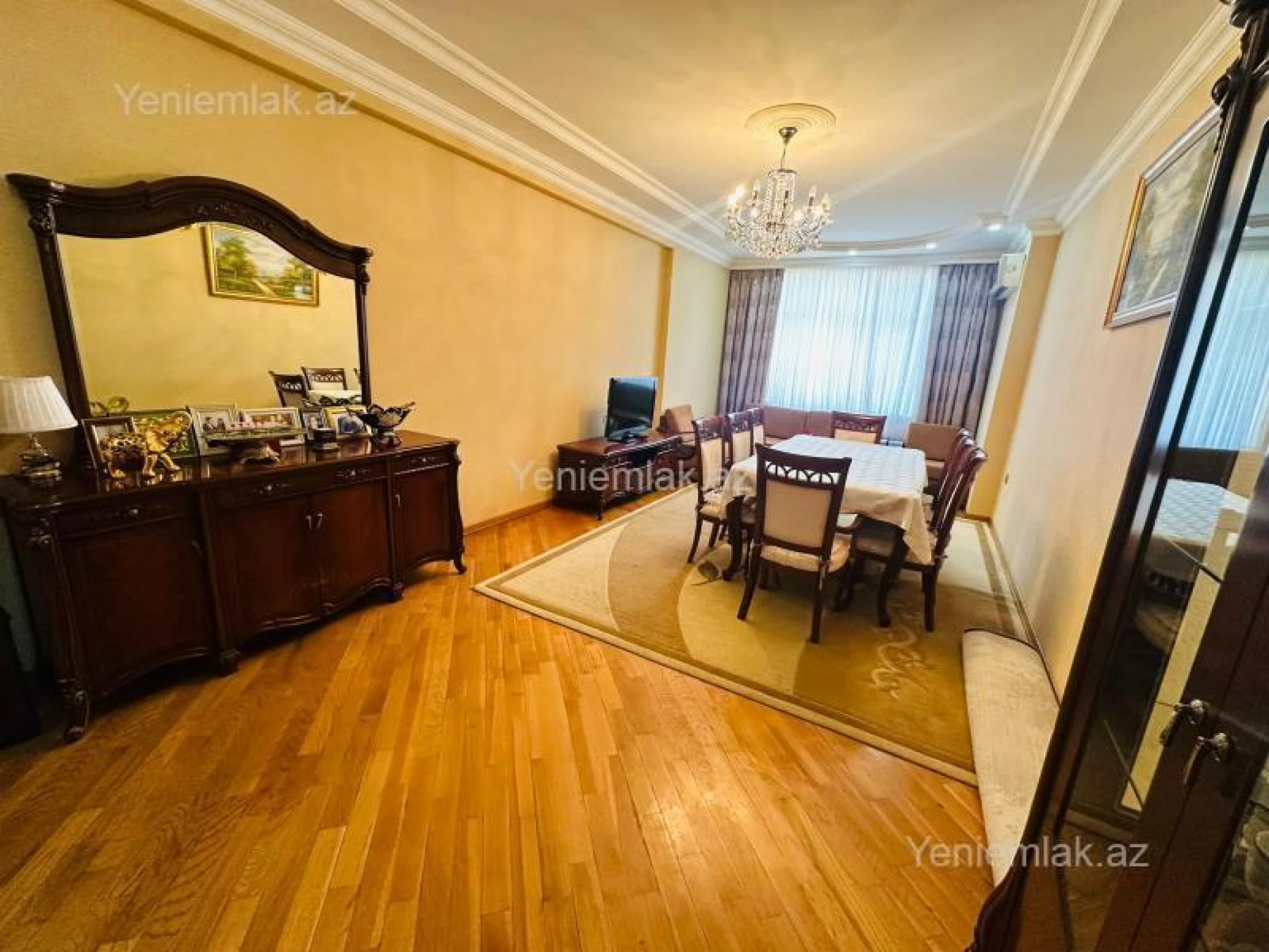 Satılır 3 otaqlı yeni tikili 120 m²