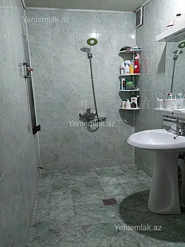 Satılır 2 otaqlı köhnə tikili 60 m²