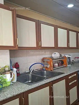 Satılır 3 otaqlı köhnə tikili 70 m²