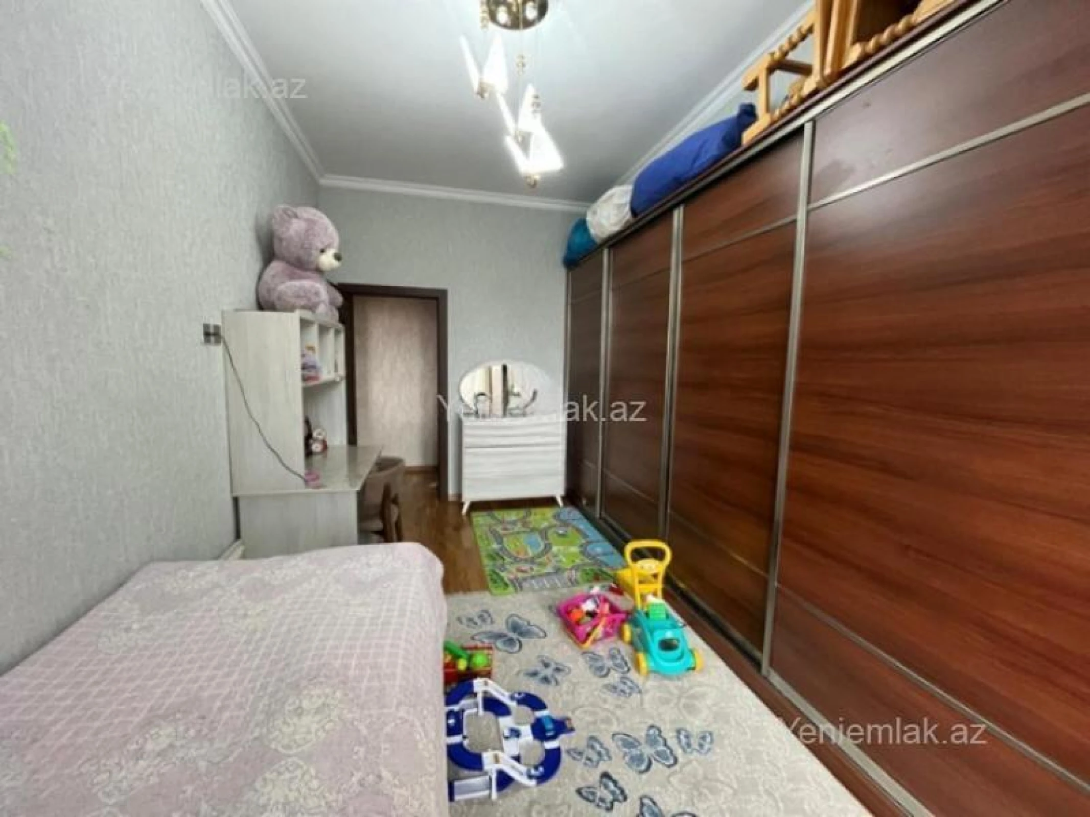 Satılır 3 otaqlı yeni tikili 110 m²