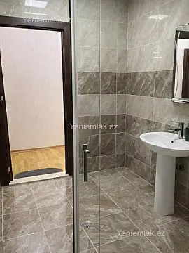 Satılır 3 otaqlı yeni tikili 110 m²