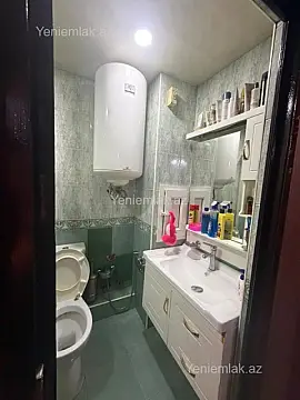 Satılır 1 otaqlı köhnə tikili 40 m²