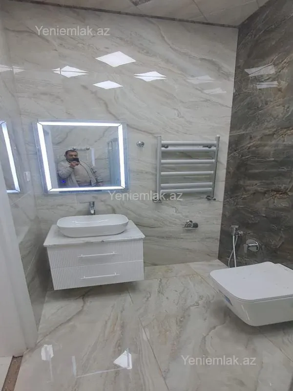 Satılır 2 otaqlı yeni tikili 89 m²