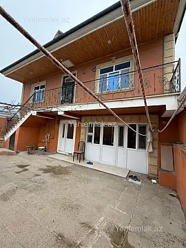 Satılır 7 otaqlı həyət evi 240 m²