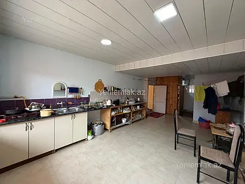 Satılır 7 otaqlı həyət evi 240 m²