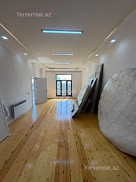 Satılır 5 otaqlı həyət evi 200 m²