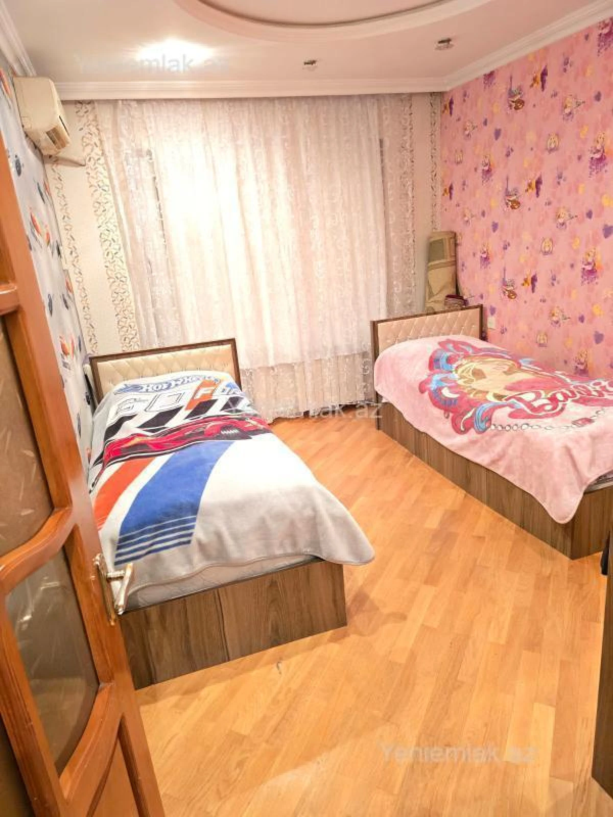 Satılır 3 otaqlı köhnə tikili 90 m²