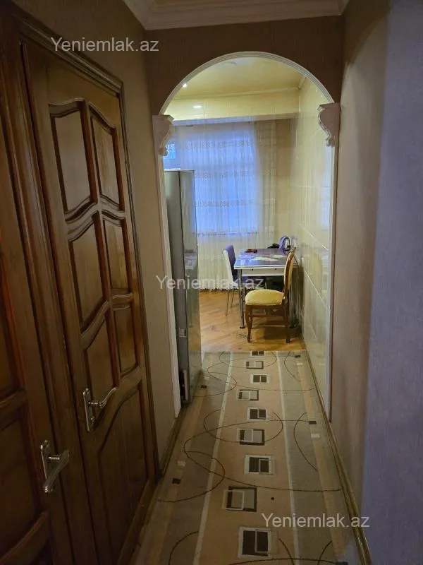 Satılır 3 otaqlı köhnə tikili 90 m²