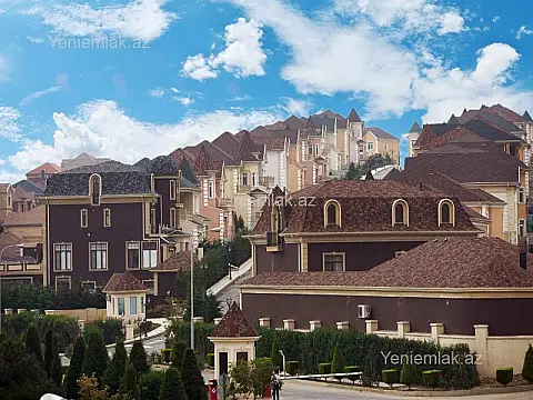 Satılır 4 otaqlı həyət evi 160 m²