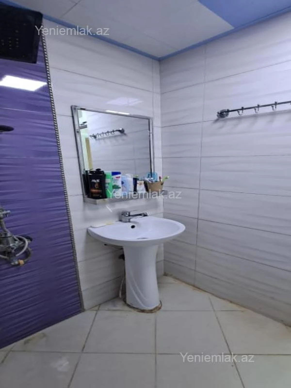 Satılır 2 otaqlı köhnə tikili 60 m²