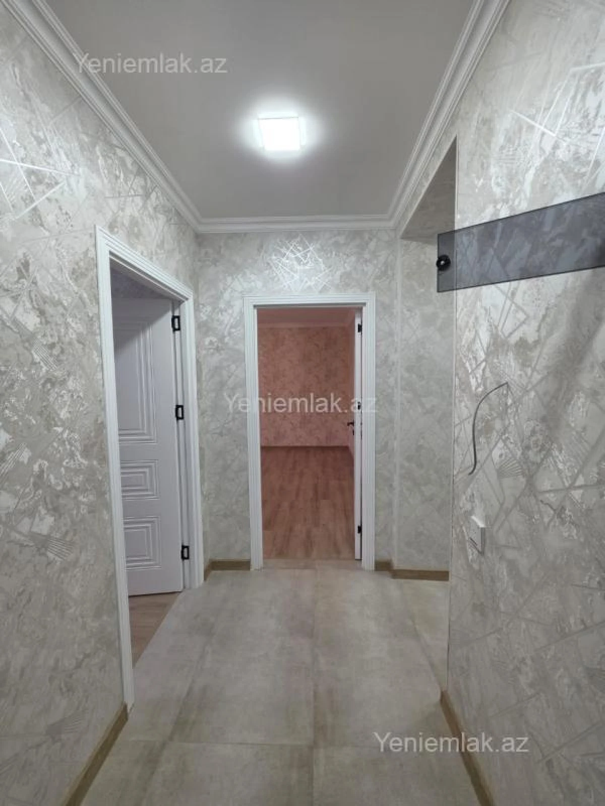 Satılır 3 otaqlı köhnə tikili 75 m²