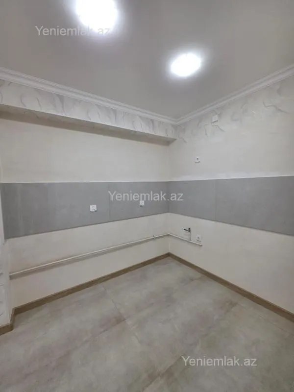 Satılır 3 otaqlı köhnə tikili 75 m²