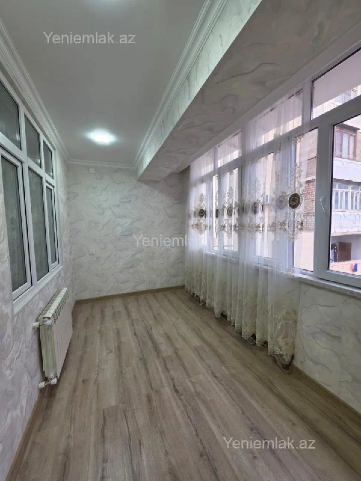 Satılır 3 otaqlı köhnə tikili 75 m²