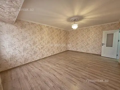 Satılır 3 otaqlı köhnə tikili 75 m²