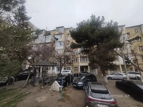 Satılır 3 otaqlı köhnə tikili 80 m² — Bakı, Yasamal 3 otaq 80.00 m²