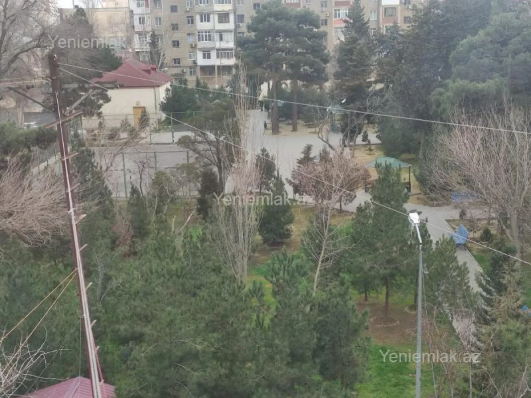 Satılır 3 otaqlı köhnə tikili 80 m²